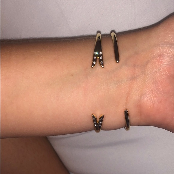 Michelle Campbell Gold Cuff Bracelets - Picture 2 of 4